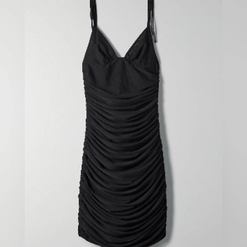 Wilfred (Aritzia Brand) Winona Dress in Black